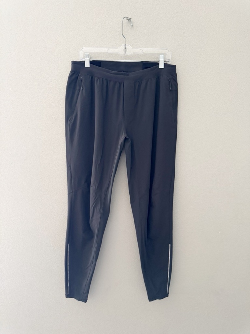 Lululemon Surge Hybrid Pant Large Gray Nylon Athleisure Athletic Active Casual - Picture 6 of 13
